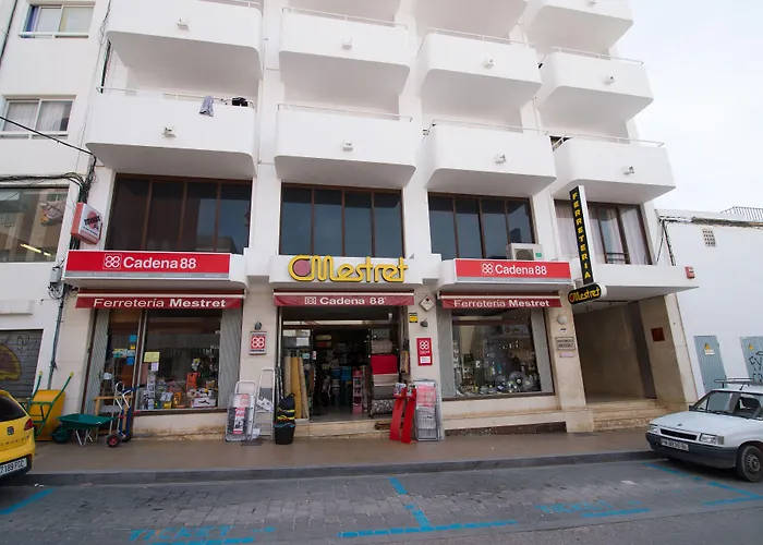Apartamentos Mestret